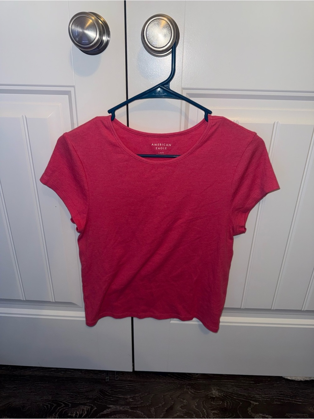 American Eagle Outfitters Women's Hot Pink Short Sleeve Tee